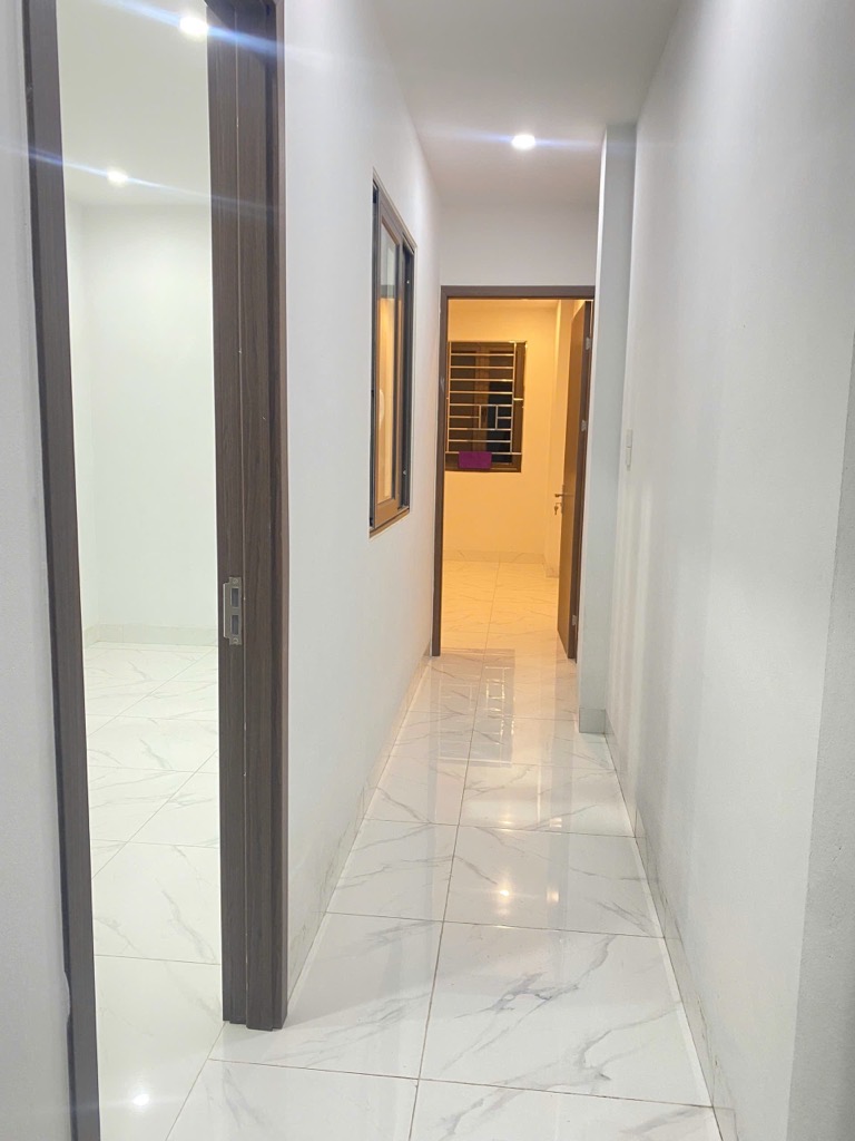 NHÀ MỚI ĐÔNG NGẠC – NGÕ THÔNG, Ô TÔ ĐỖ CỬA – 2 THOÁNG, GẦN CHỢ, GẦN PHỐ.